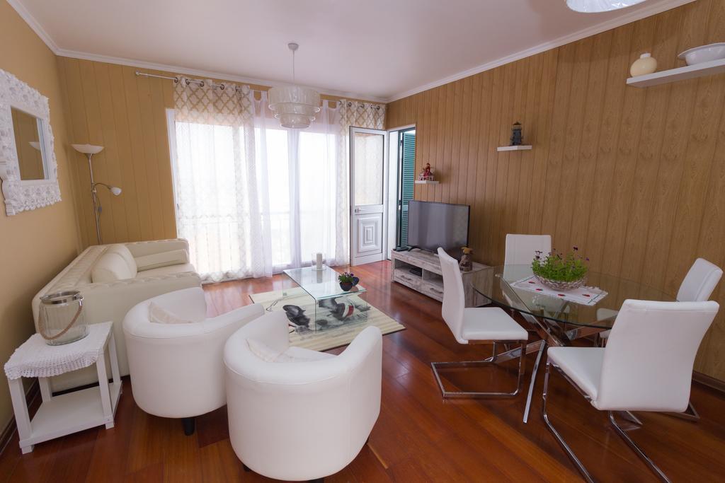 Oliveira'S Apartments - Madeira Island Ponta Delgada  Ngoại thất bức ảnh