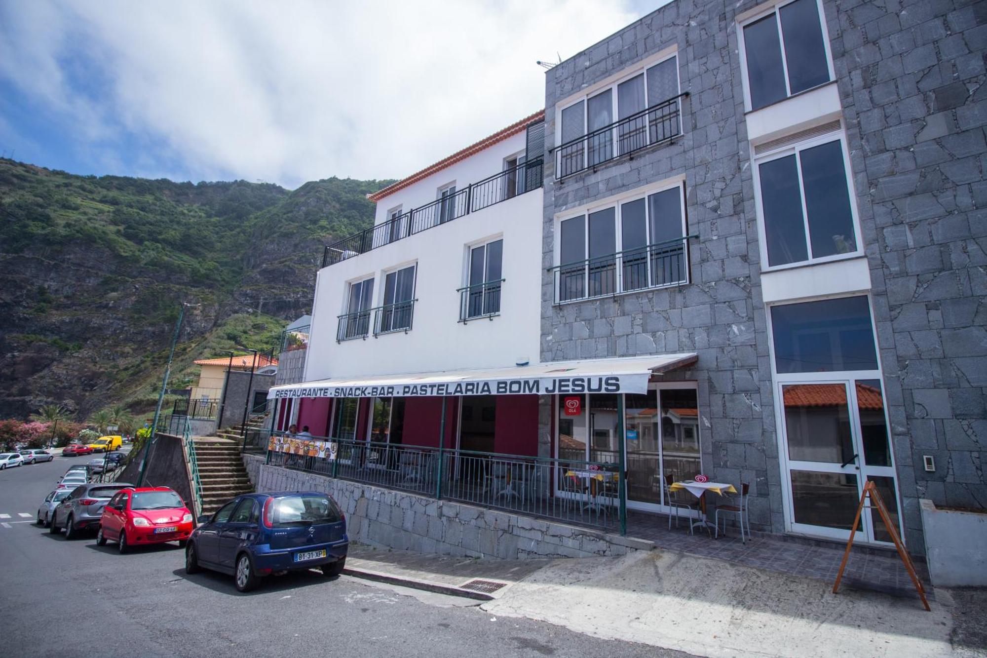 Oliveira'S Apartments - Madeira Island Ponta Delgada  Ngoại thất bức ảnh